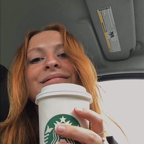 Meet your Posher, Audrey - Picture 2 of 7